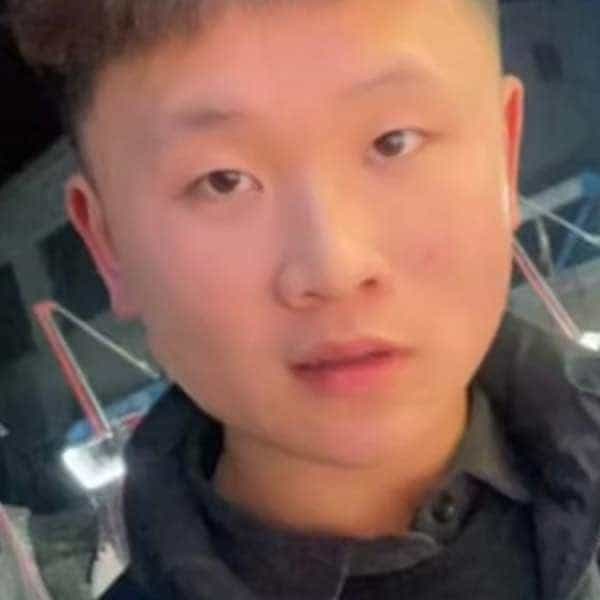 22岁岁河南单身帅哥 - 宿州吉缘网